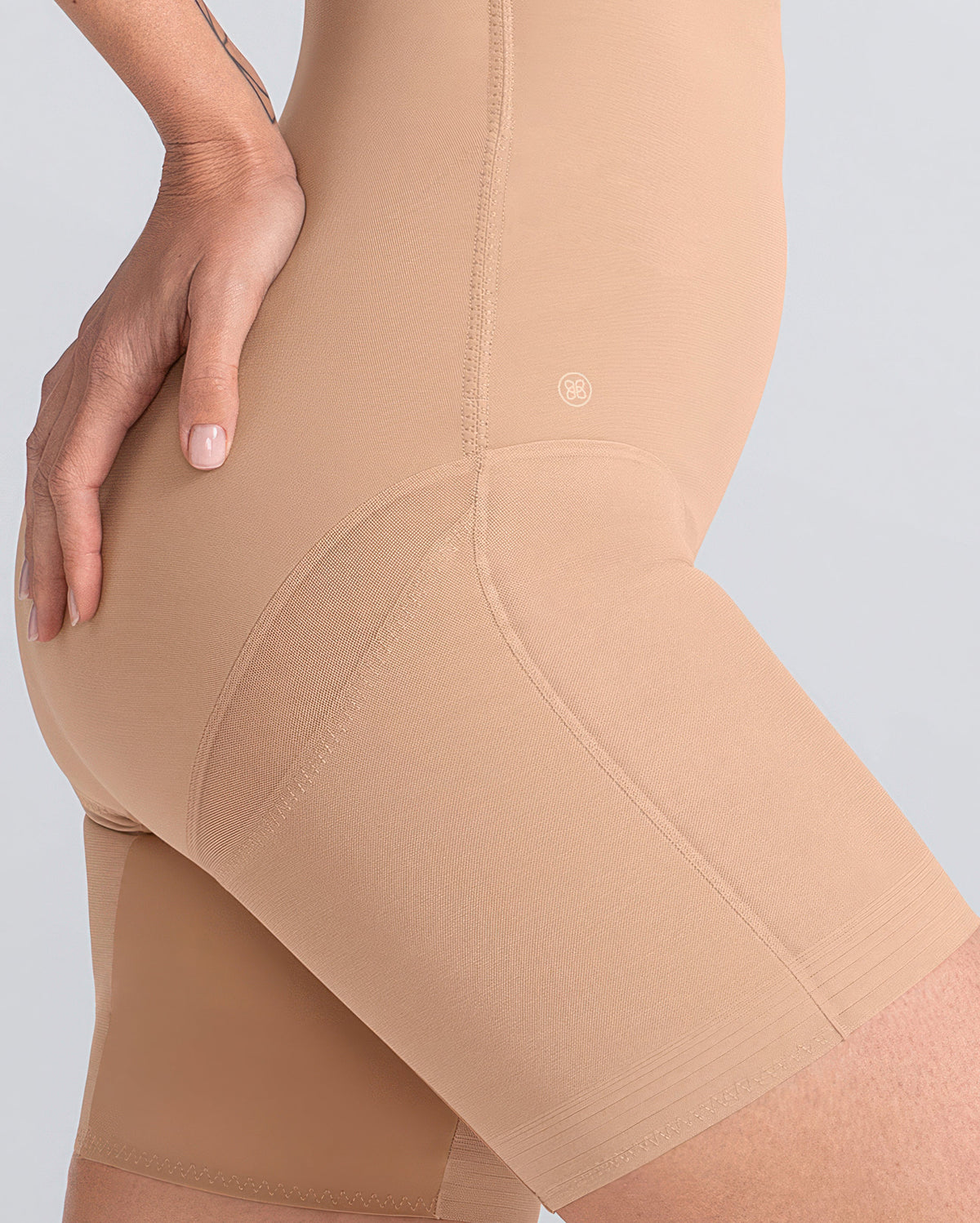 Curvely™ SuperPower Short Modellante