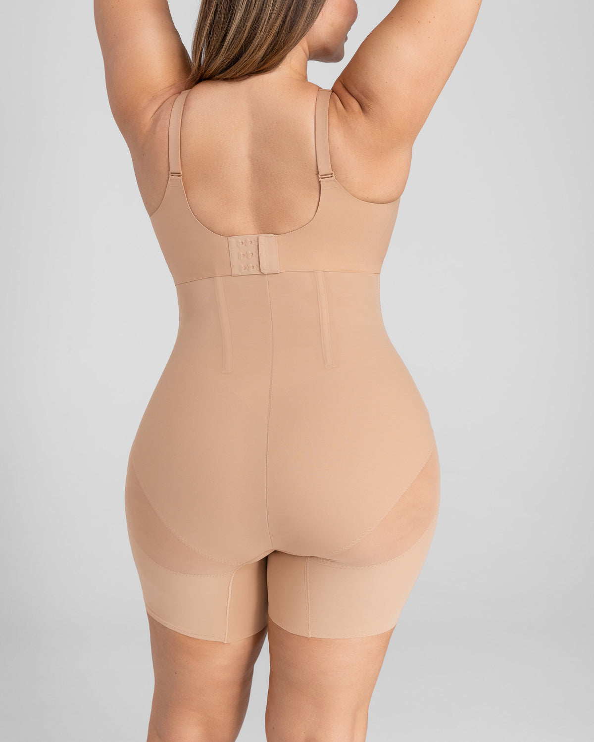 Curvely™ SuperPower Short Modellante